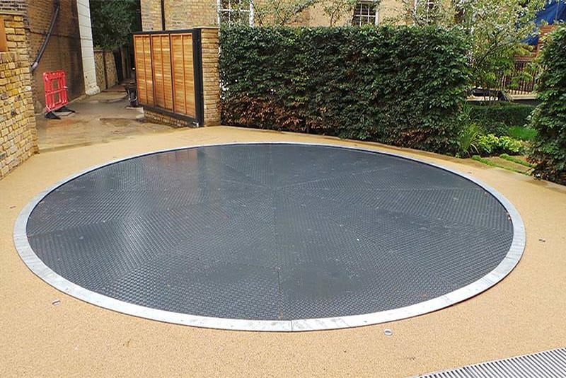 donuslu arac platformu Amada